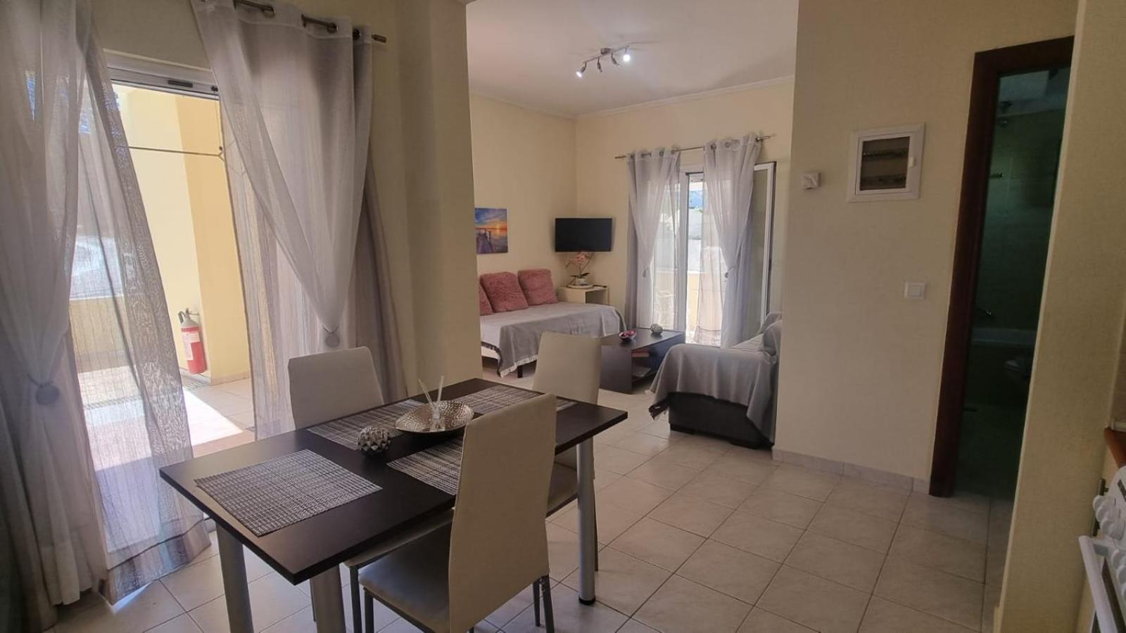Tranquil Apartments Corfu Kontokali Exterior photo